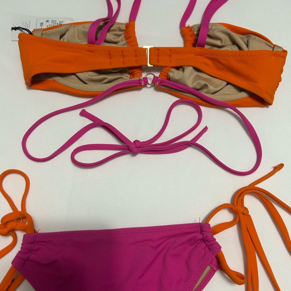 Bikini Set - Picture 3 of 4
